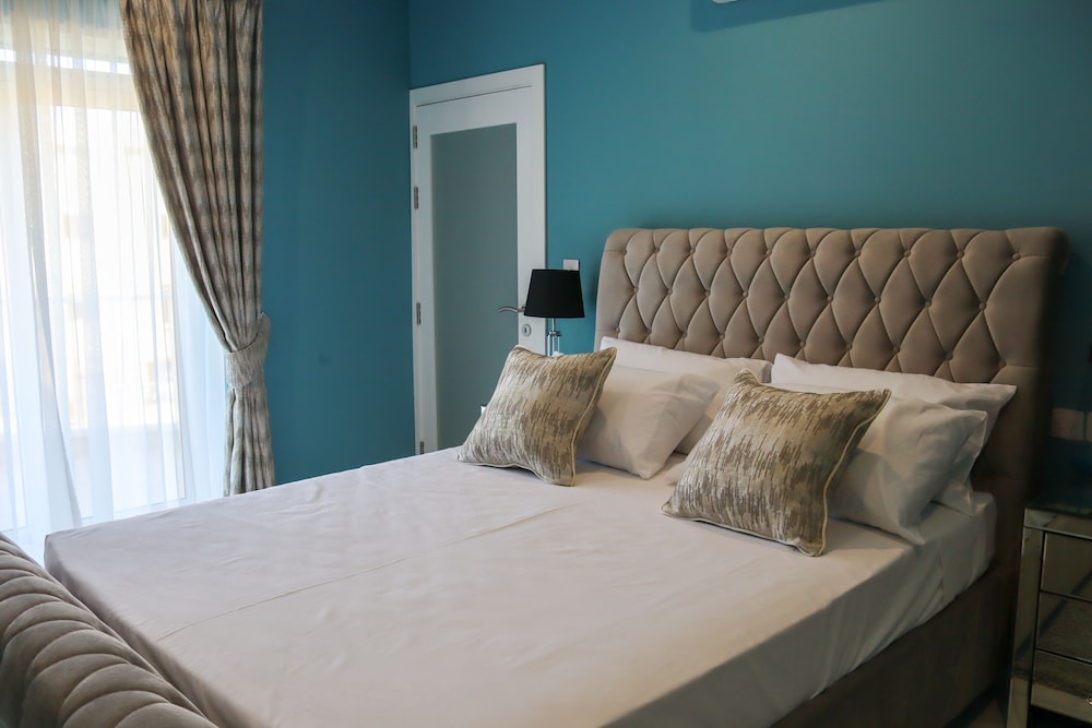 Superior Room, Terrace, City View
