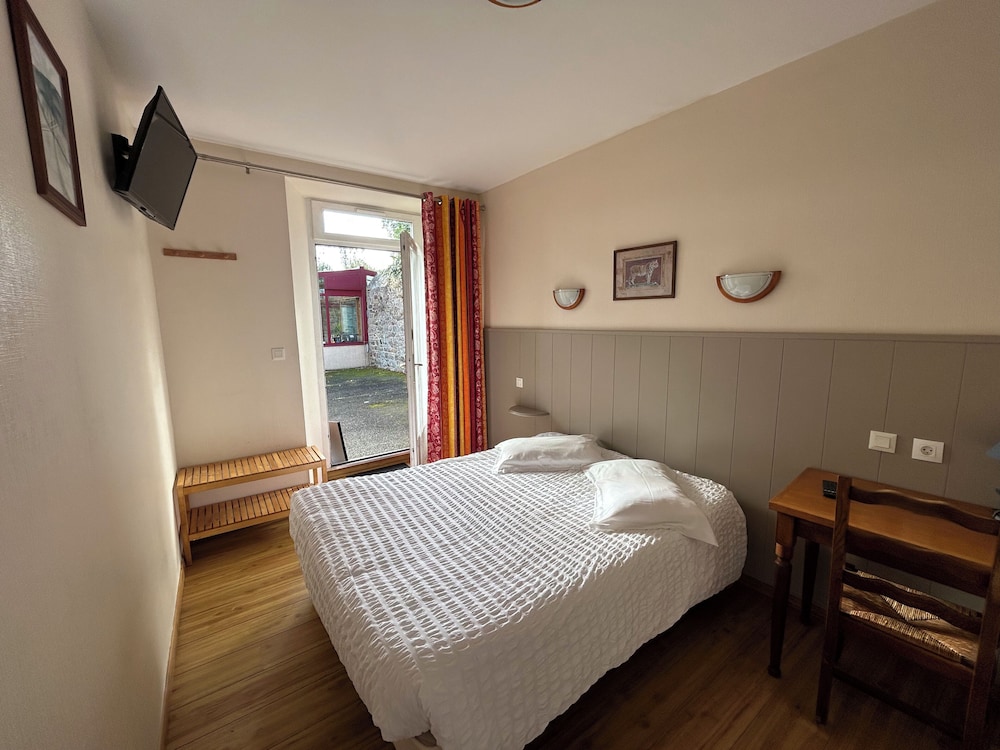 Economy Room - Photo 1