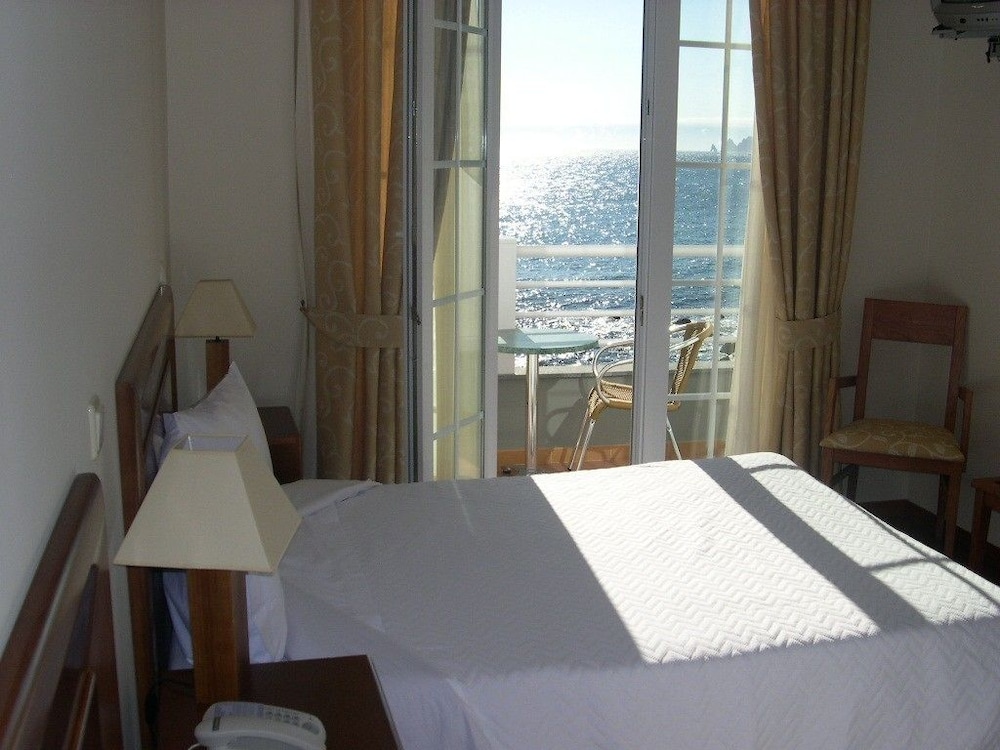 Double or Twin Room, Ocean View photo 3