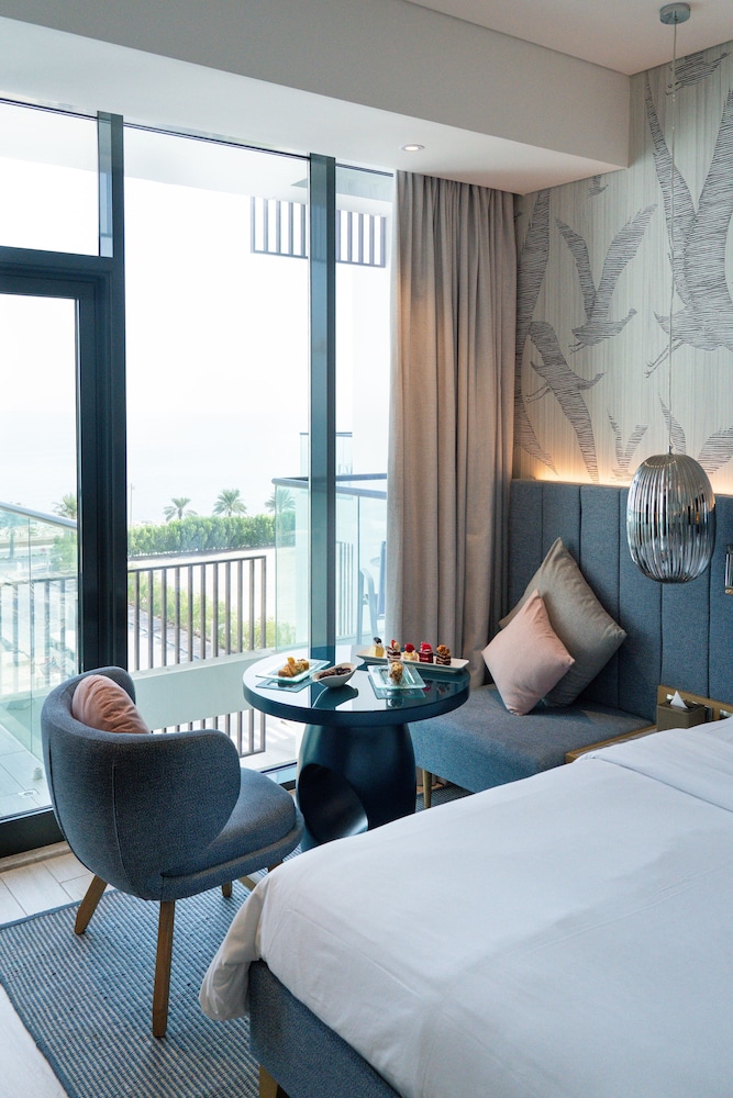 Deluxe Double Room With Balcony And Hotel Private Beach Access