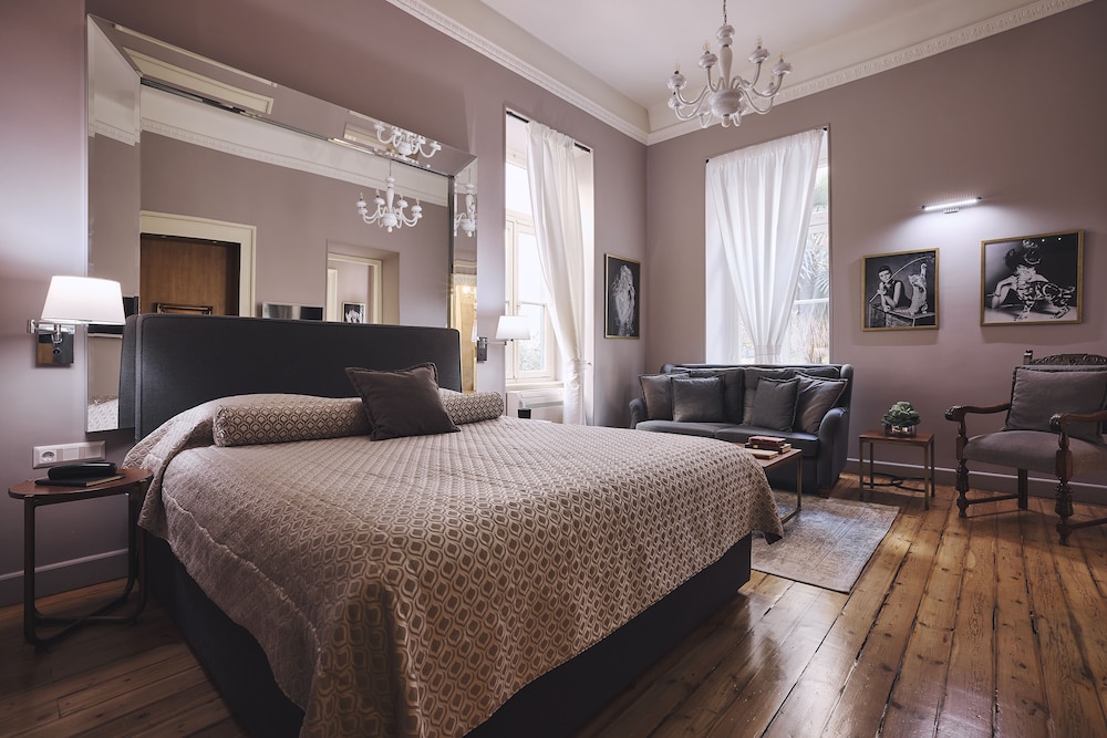 Executive Studio Suite, Garden View (Metropolitan Suite) photo 1