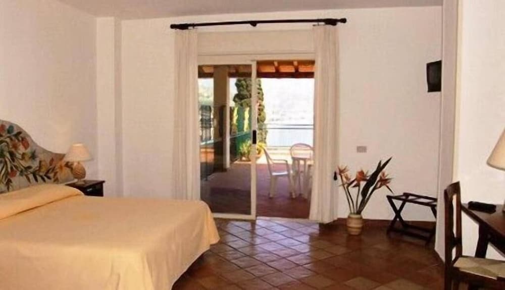 Family Room, 1 Bedroom, Sea View photo 1
