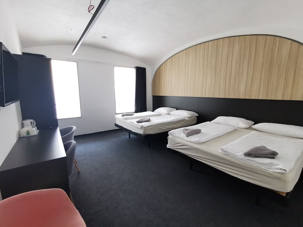 Comfort Quadruple Room photo 2