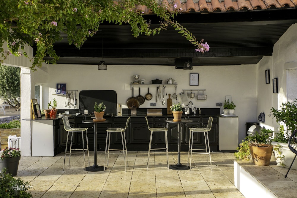 Design Double Room, 1 Queen Bed, Terrace, Garden Area - Photo 2
