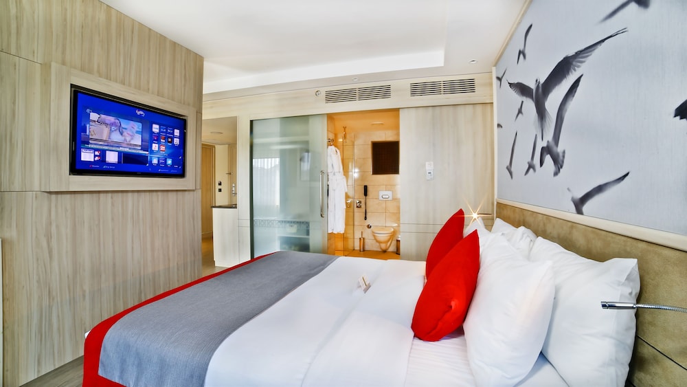 Suite, 1 Queen Bed