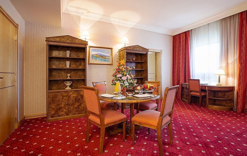 Suite, 1 Bedroom (Amiri) photo 3