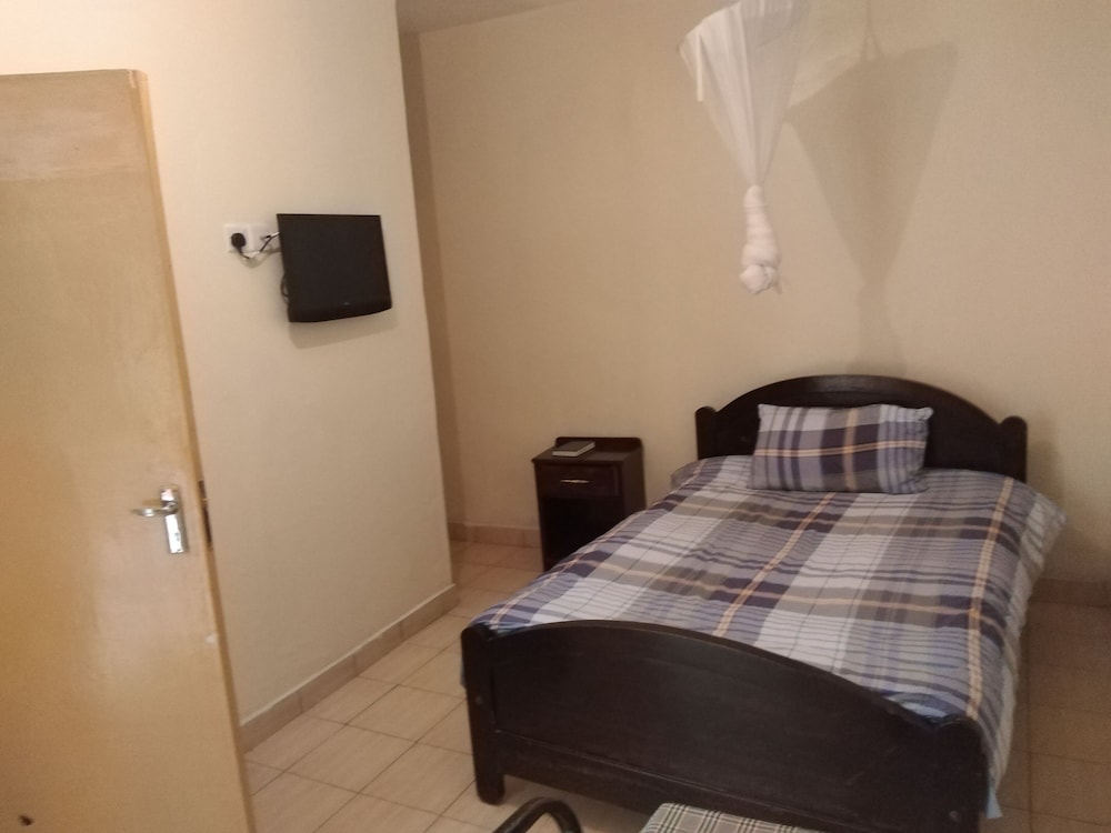 Basic Single Room photo 1