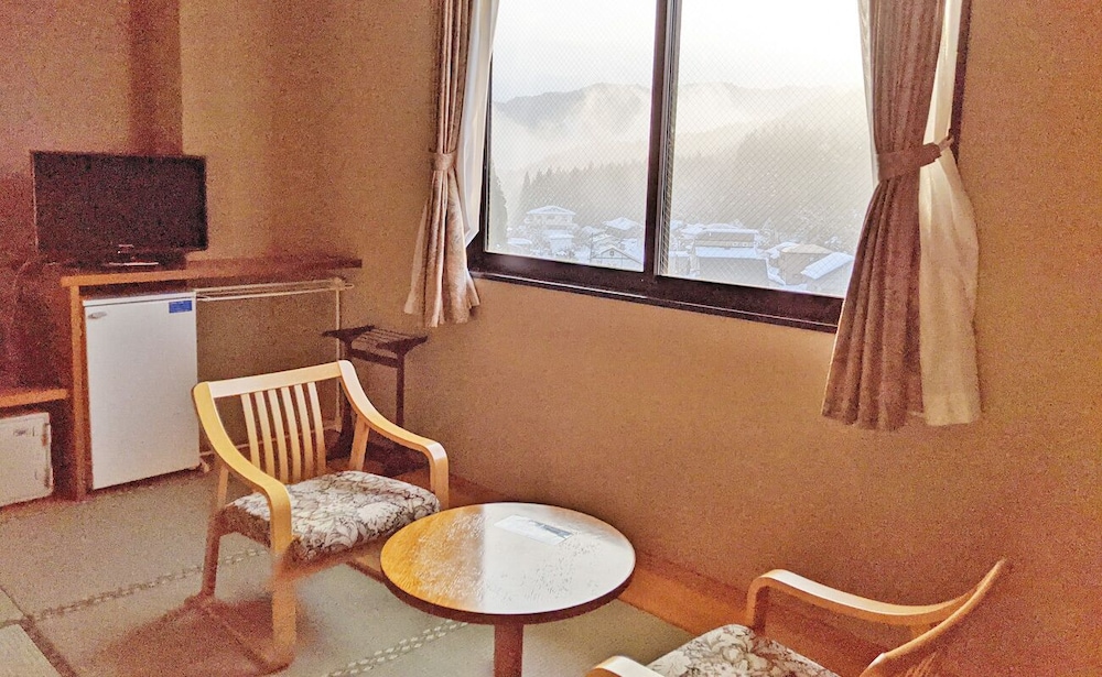 Japanese Style Room, For 6 People, Smoking