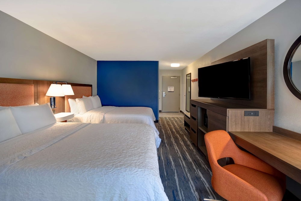Room, 2 Queen Beds, Non Smoking - Photo 2