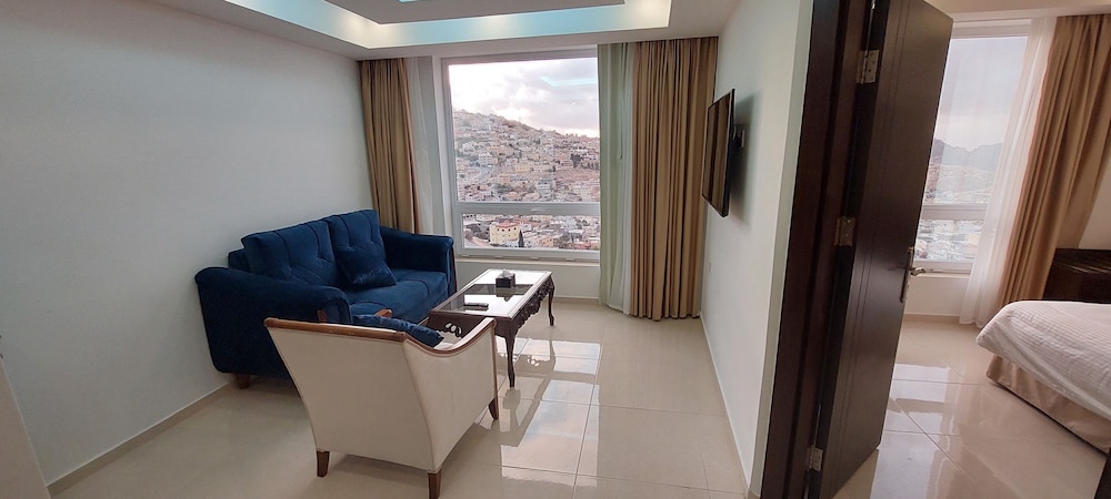 Executive Room photo 1