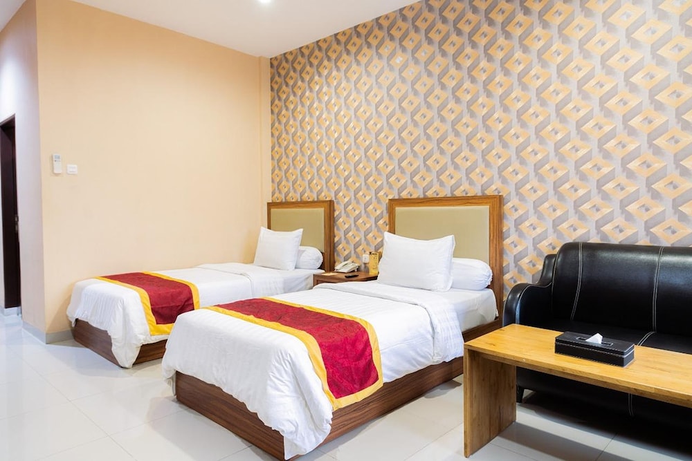 Deluxe Twin Room, City View