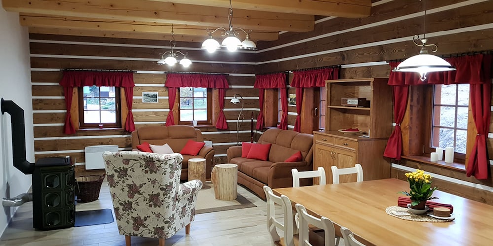 Villa photo 2