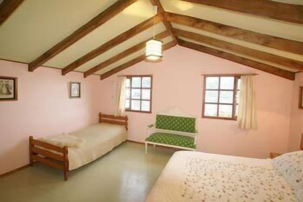 Family Room photo 3