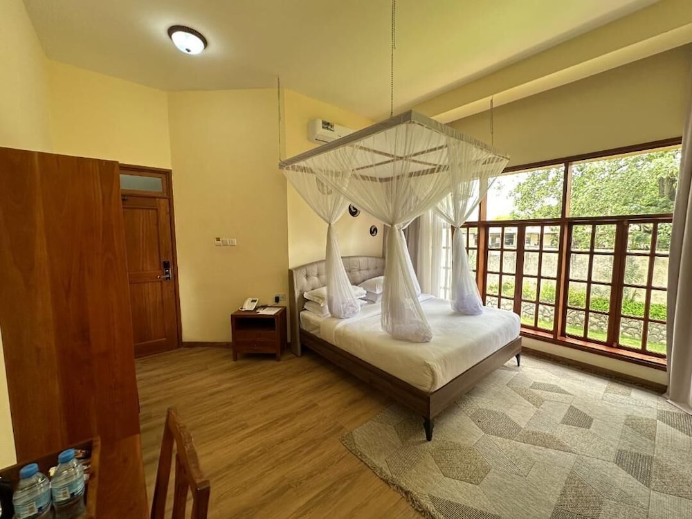 Comfort Double Room, Balcony, Mountain View