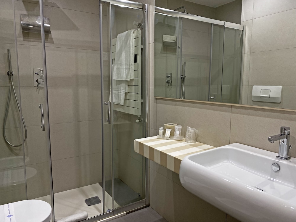 Premium Single Room photo 2