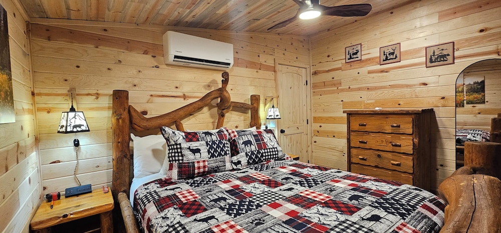 Premium Cabin, 1 Bedroom, Kitchenette photo 3