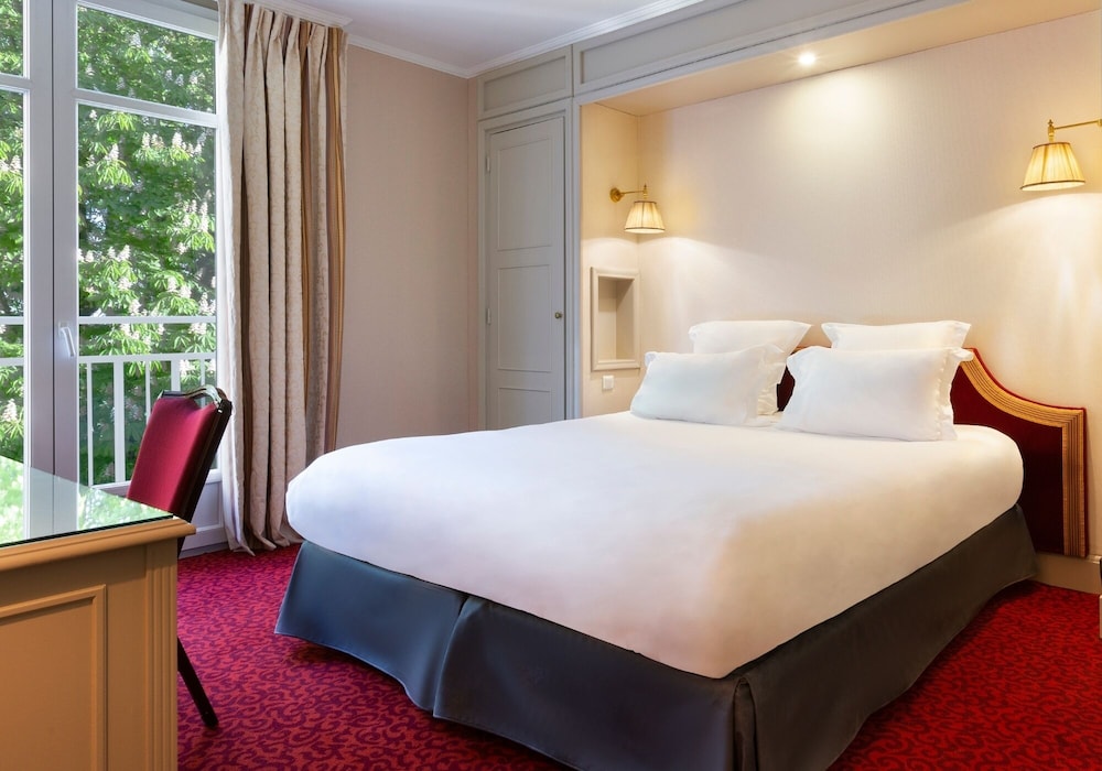 Deluxe Room - Photo 2