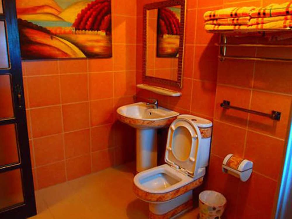 Executive Matrimonial Room photo 2