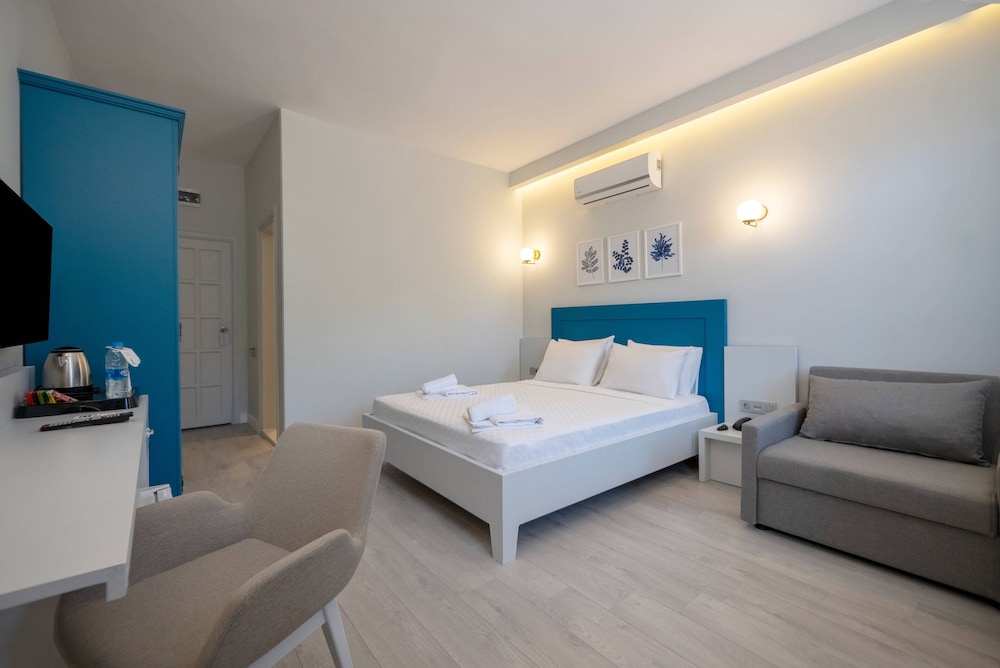 Standard Triple Room - Photo 4