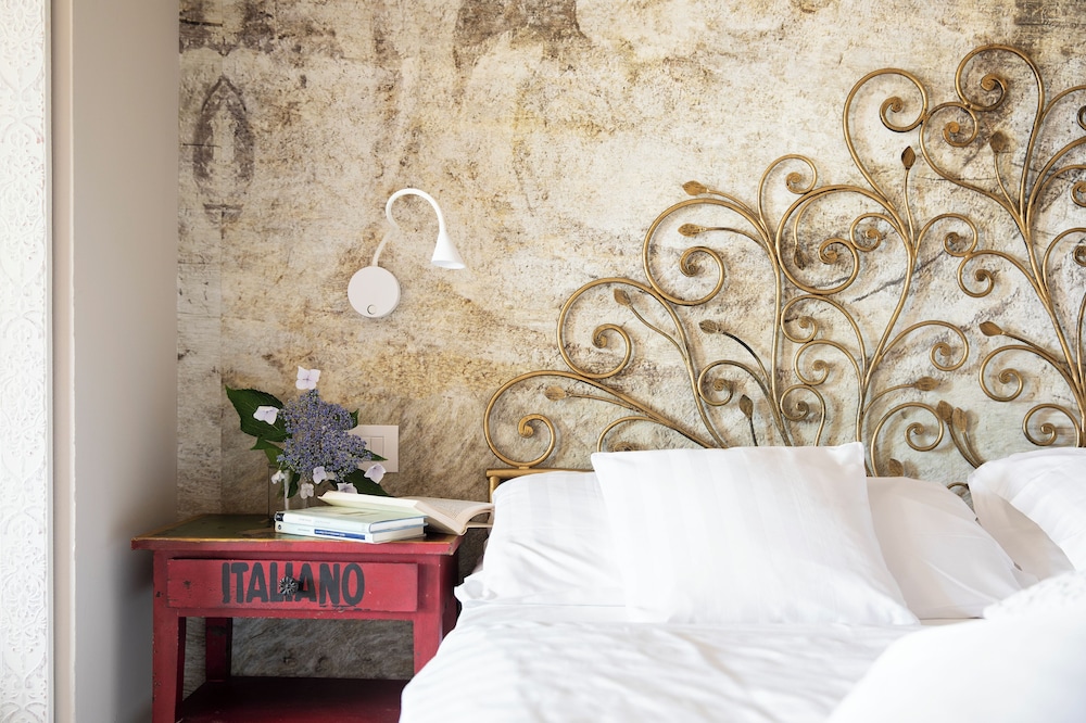 Classic Room - Photo 2