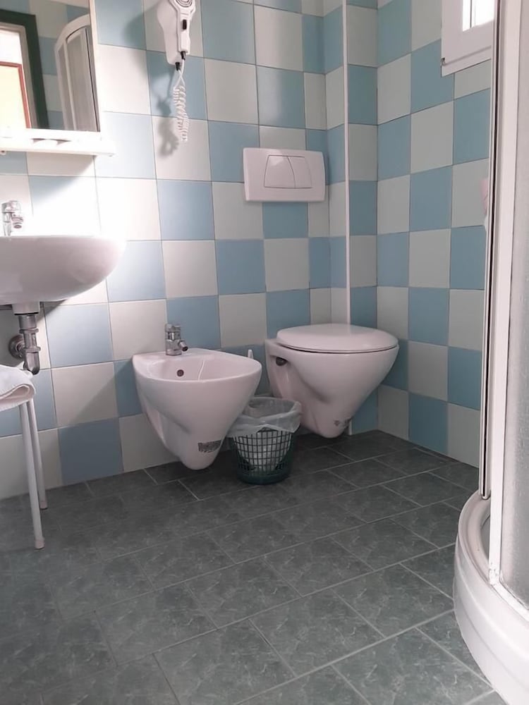 Quadruple Room photo 2