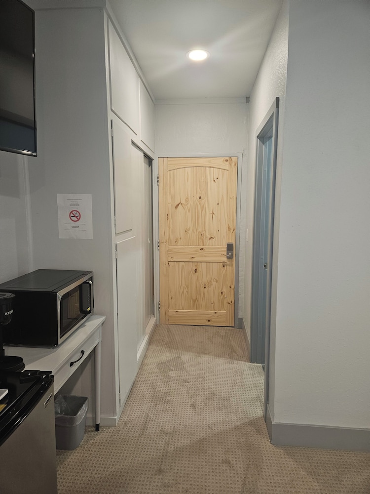 Room photo 2