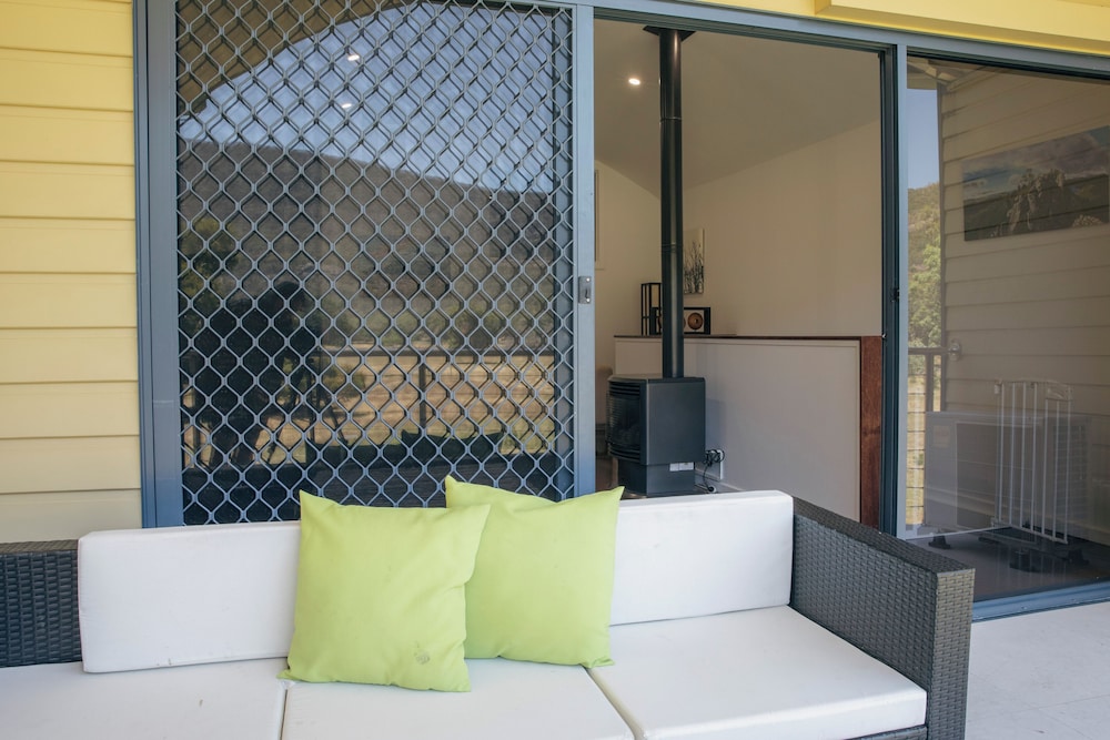 Family Townhome, 3 Bedrooms, Mountain View photo 2