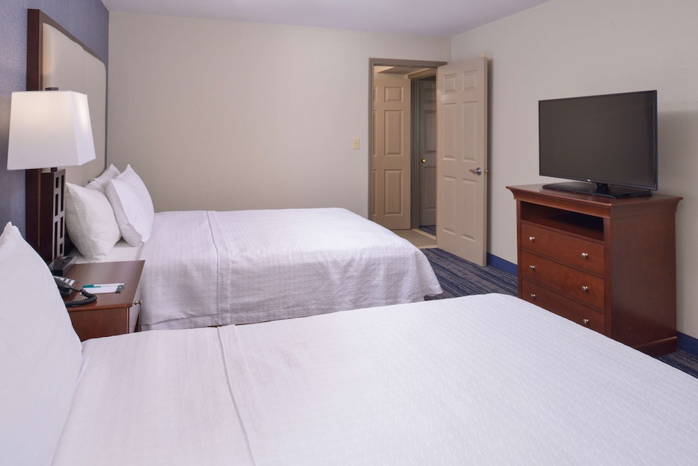Suite, 2 Queen Beds - Photo 4