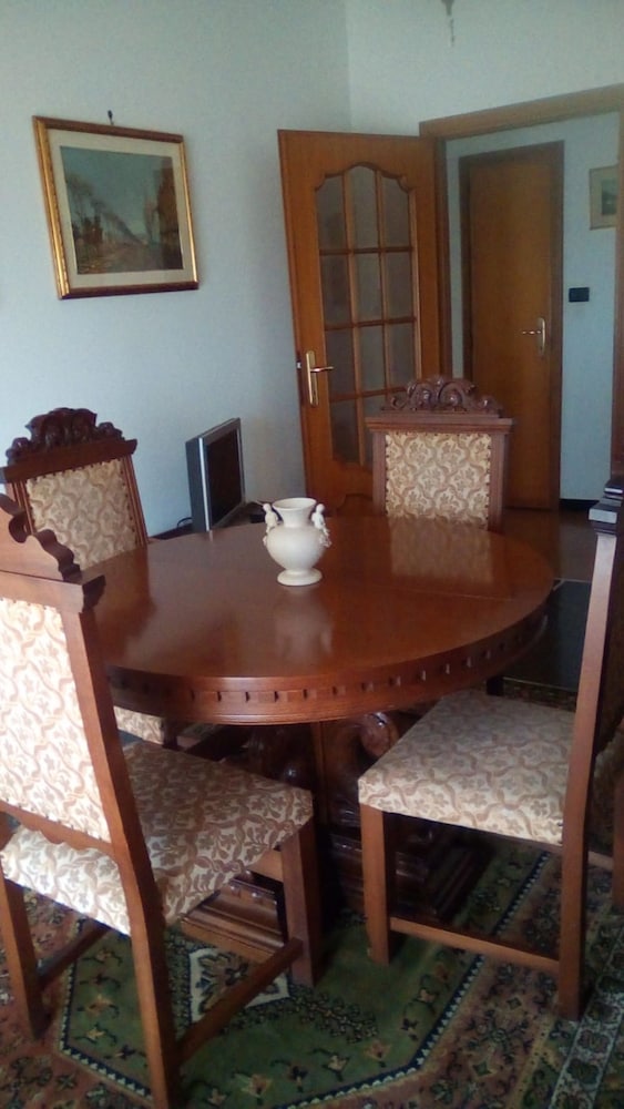 Geräumiges Apartment mit Meerblick-Terrasse in Genua Pegli, Foto 9