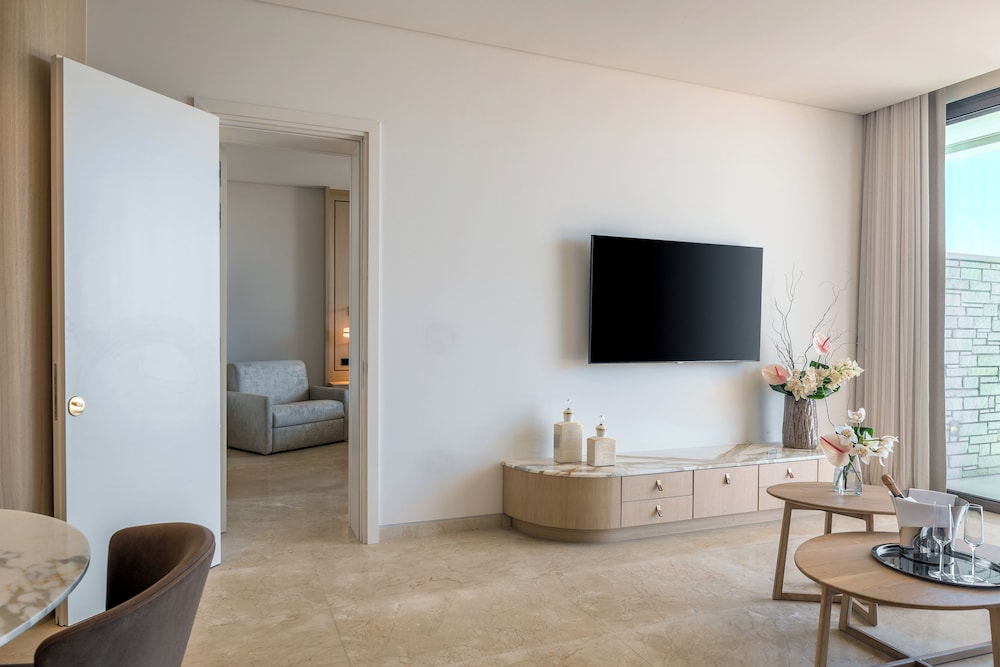 Residence Two-Bedroom Suite with Private Pool. photo 2
