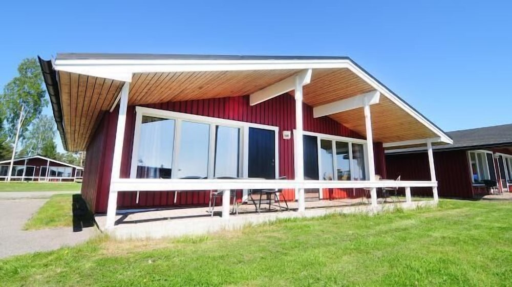 Basic Cottage photo 2