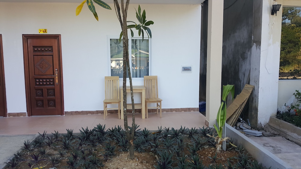 Deluxe Double Room with Garden View photo 3