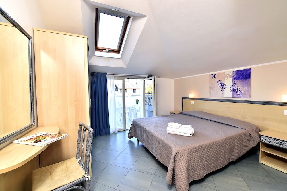 Classic Double Room, Sea View photo 1