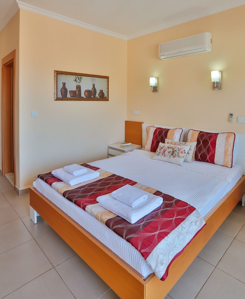 Deluxe Double or Twin Room, Resort View