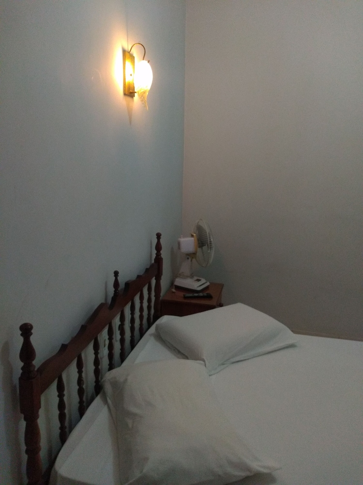 Standard Double or Twin Room photo 2