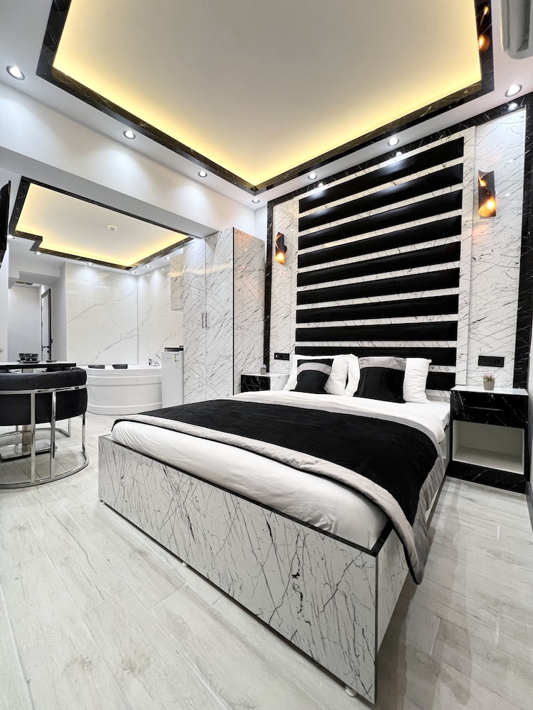 Luxury Room photo 1