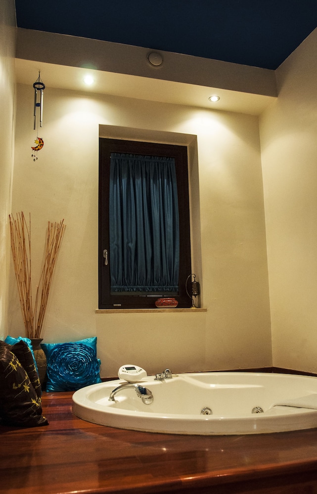 Junior Suite - Photo 10