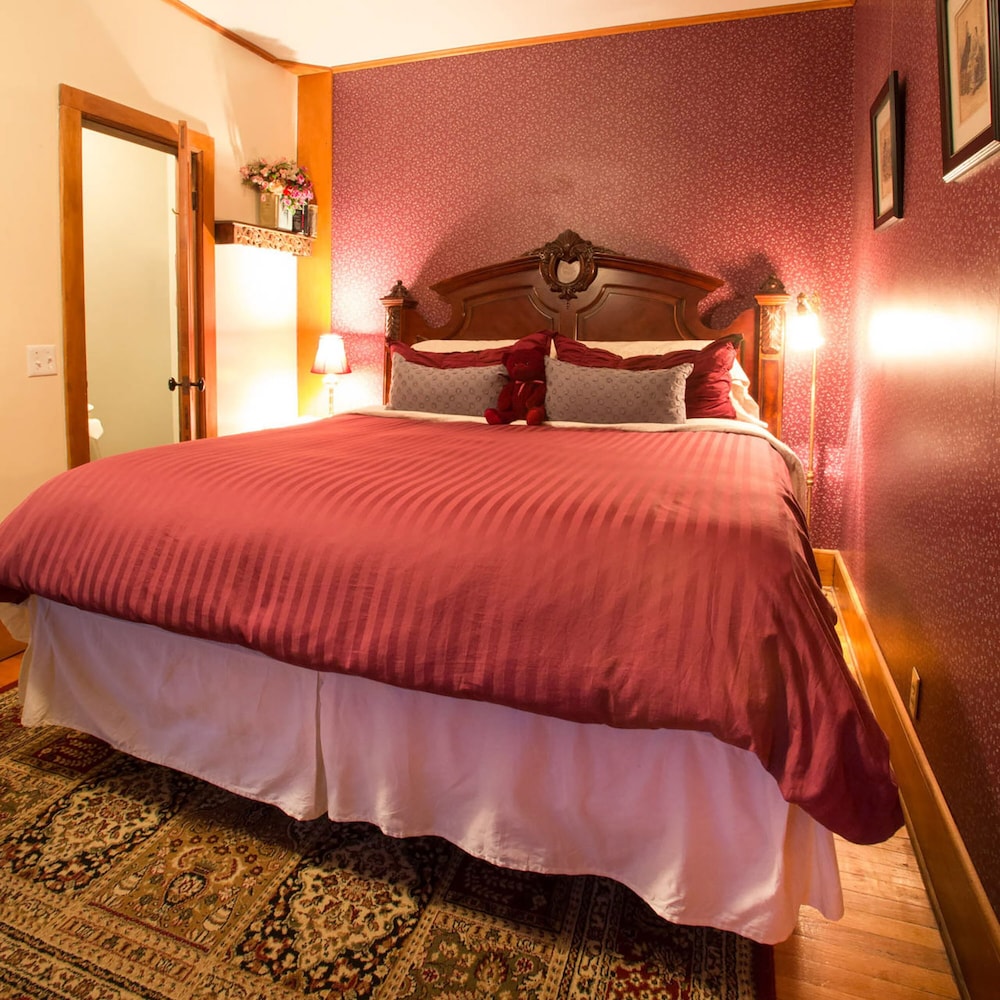Lavender Room photo 2