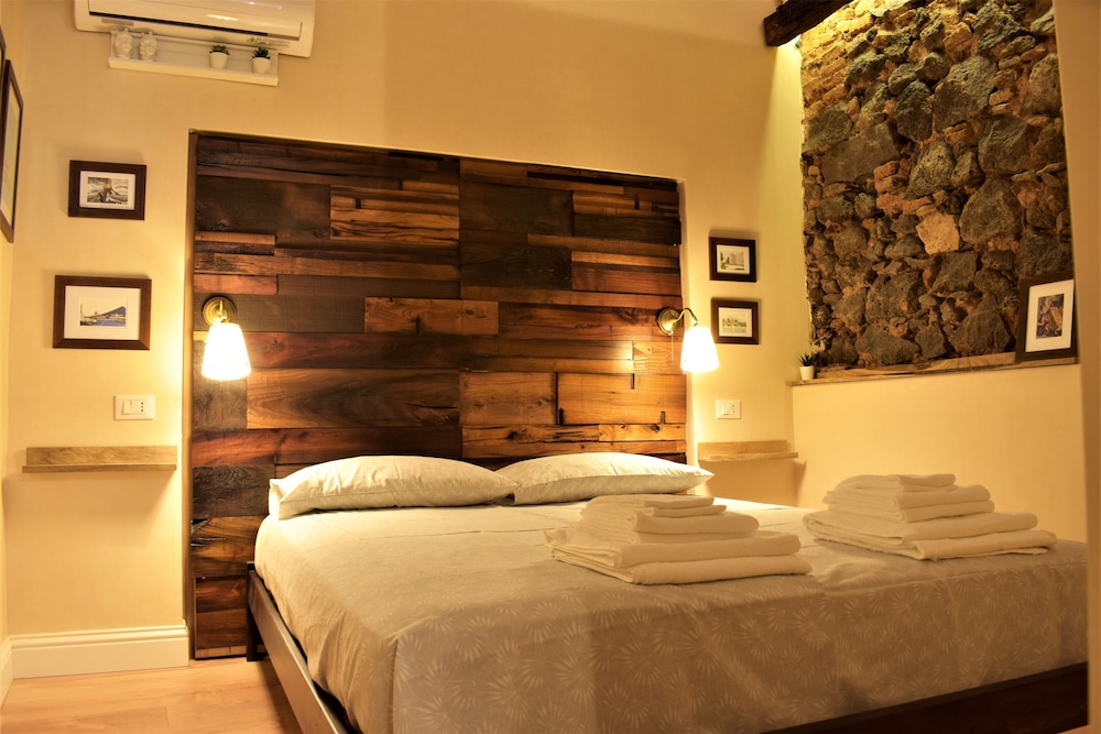 Design House, Private Bathroom