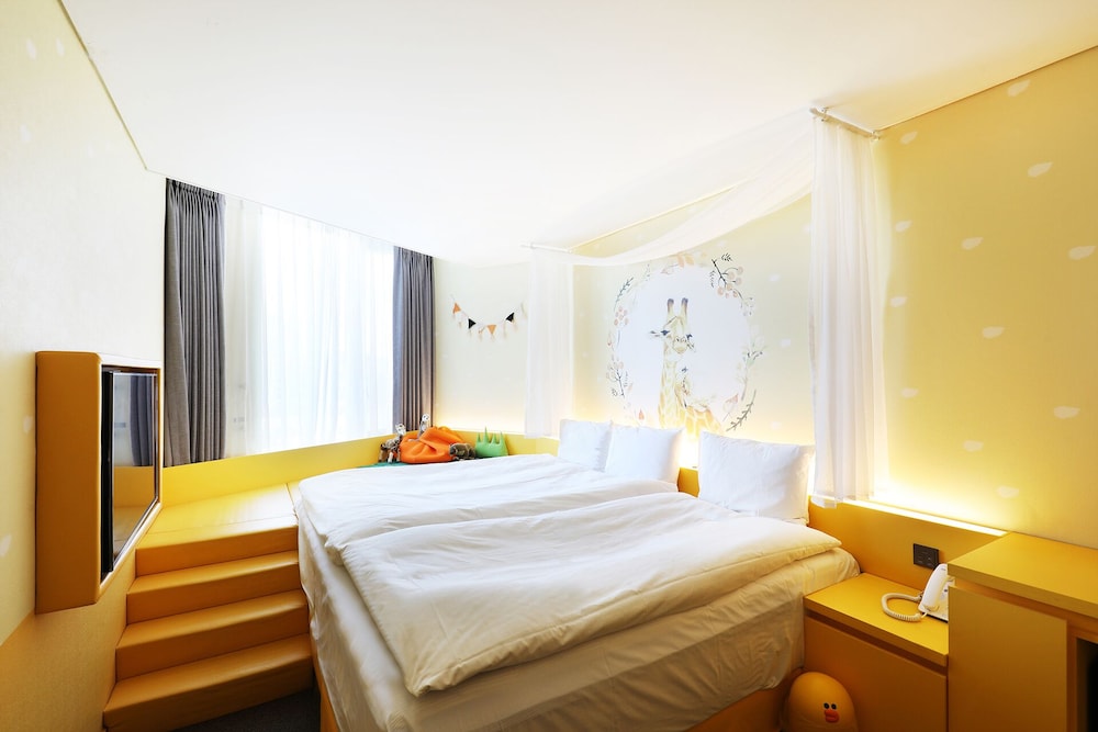 Kids Room (Complimentary Pool Access for 3) - Photo 8