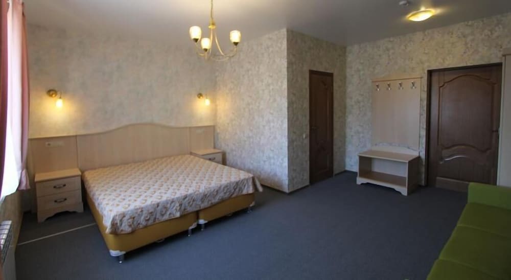Standard Triple Room photo 2