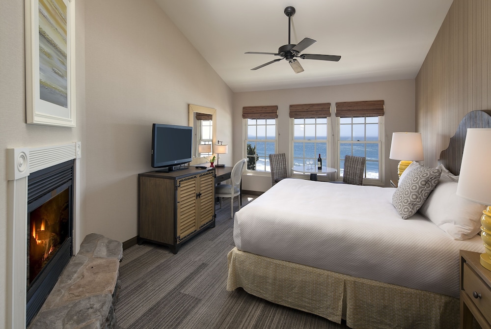 Room, 1 King Bed, Fireplace, Ocean View