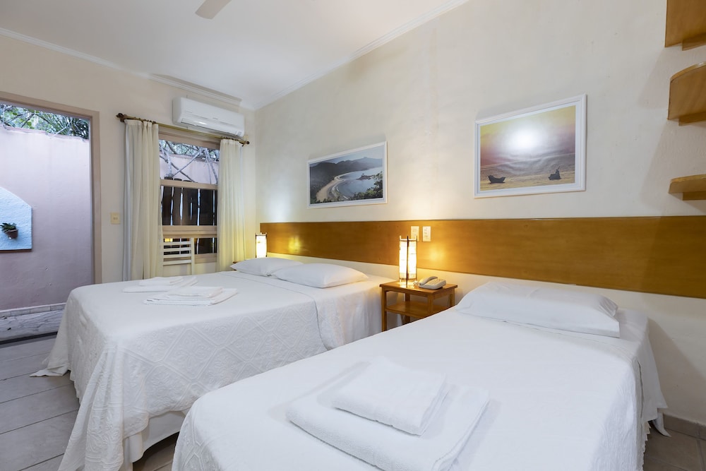 Luxury Triple Room photo 2