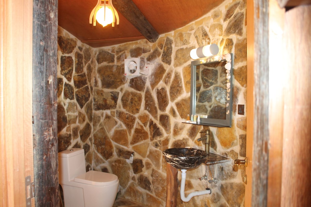 Luxury Bungalow, 2 Twin Beds, Ocean View, Oceanfront photo 3