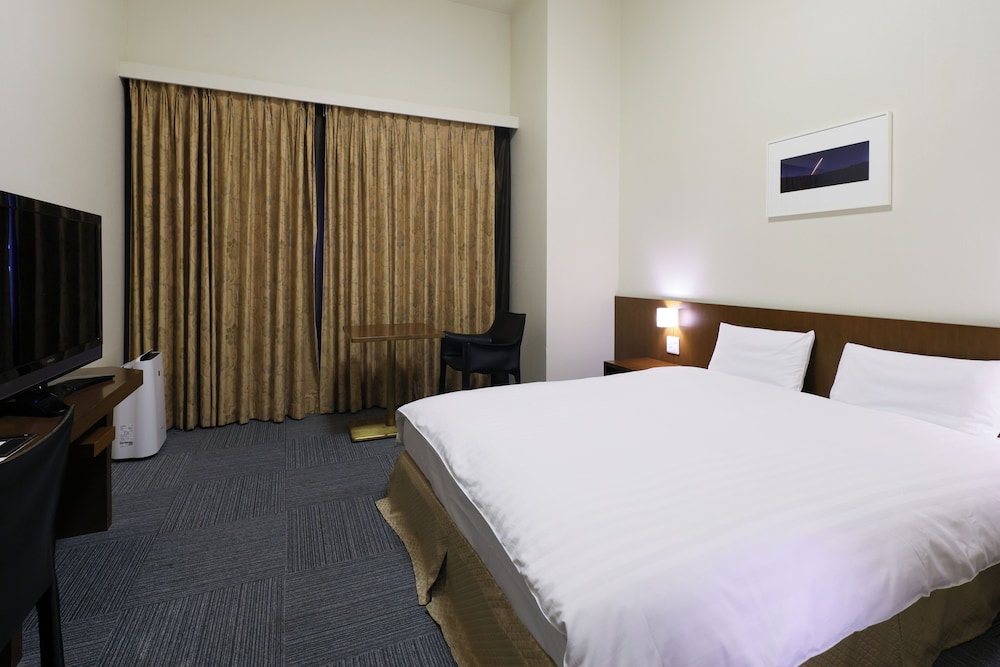 Superior Queen Room, Non Smoking (22.5sqm) 4 Nights (No Cleaning)
