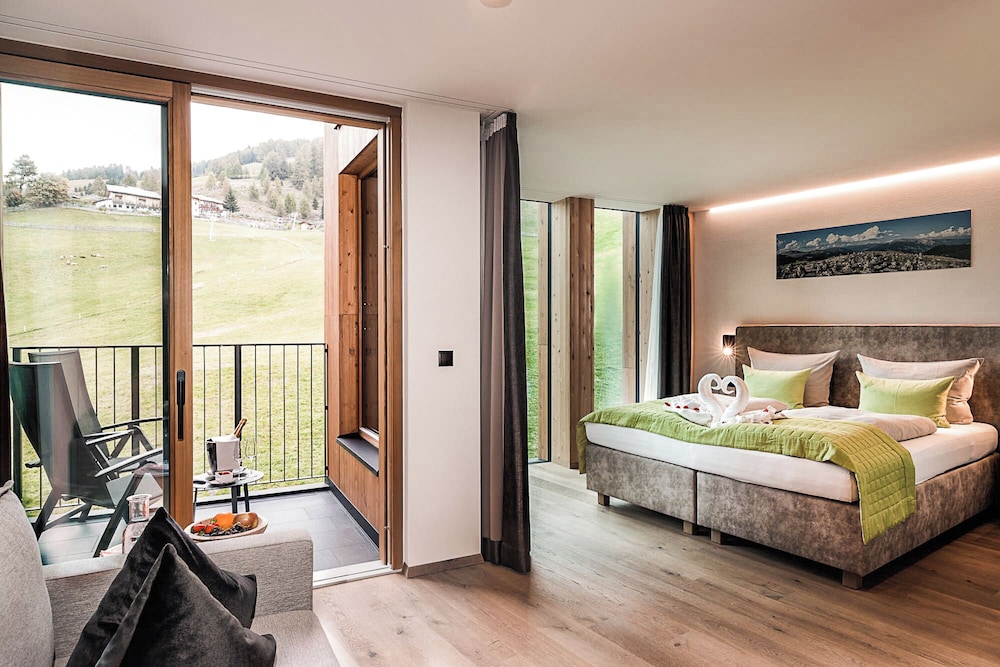 Superior Double Room, Mountain View