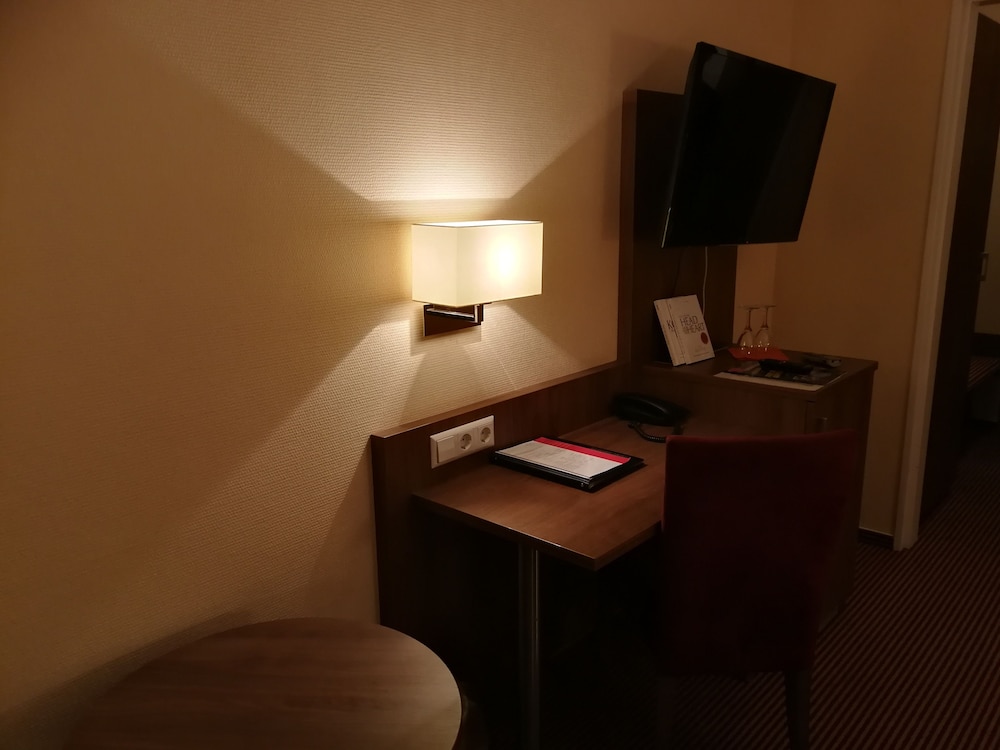 Standard Double Room photo 3