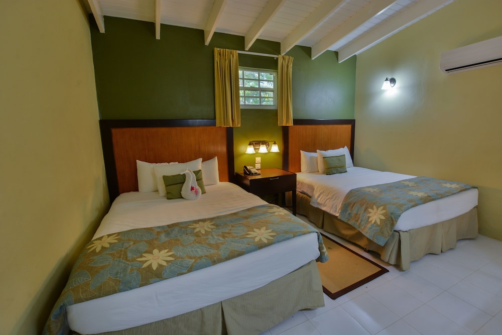 Deluxe Suite, 1 Bedroom, Kitchenette, Garden View photo 3
