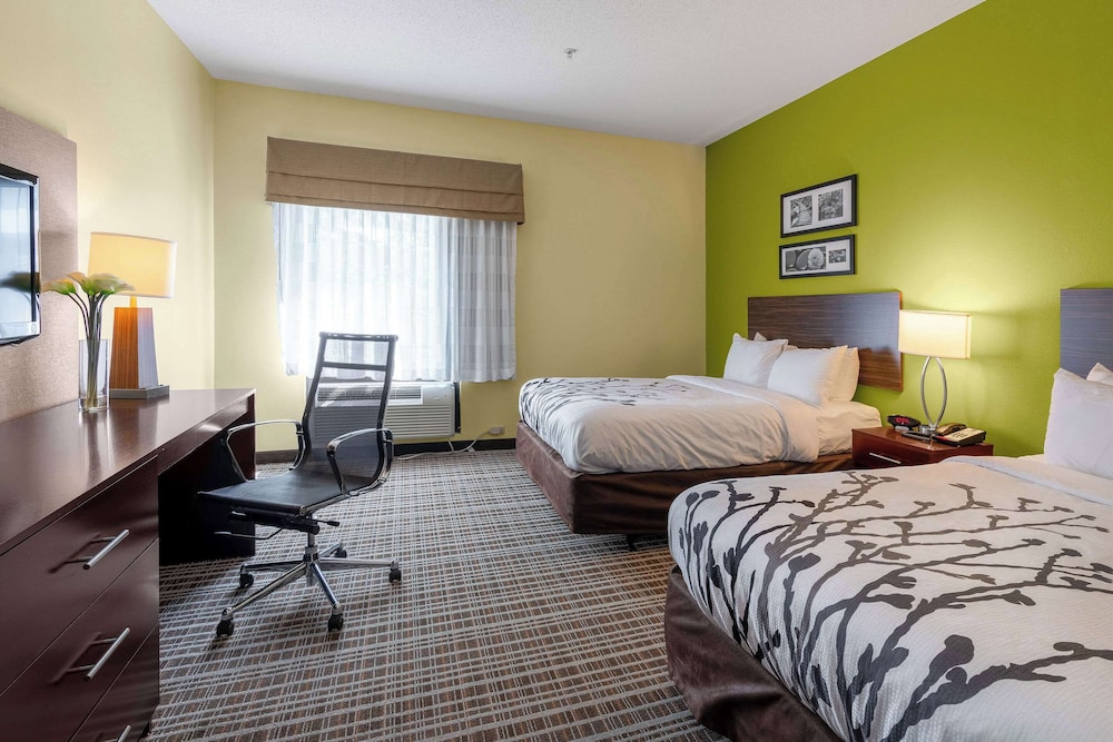 Standard Room, 2 Queen Beds, Non Smoking