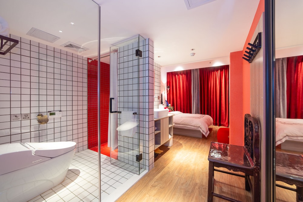 Deluxe Quadruple Room photo 2